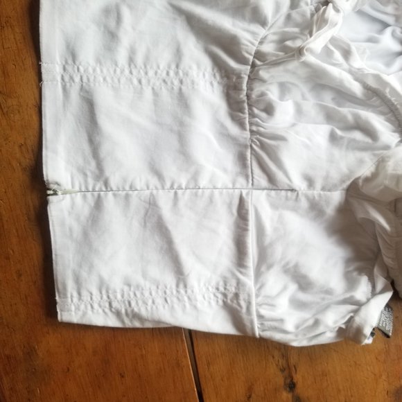 Puff Sleeve Fitted Top - Picture 7 of 9